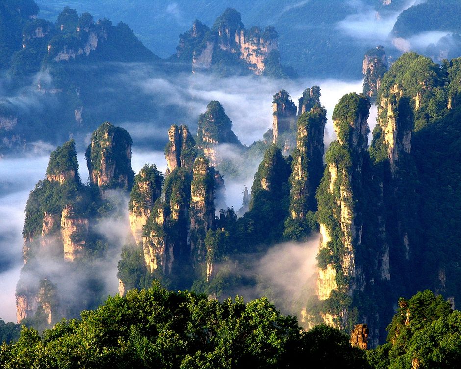 Zhangjiajie Tianzi Mountain
