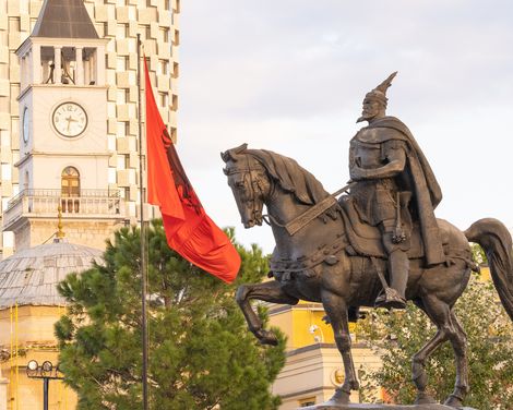 Tirana Skanderbeg Statue