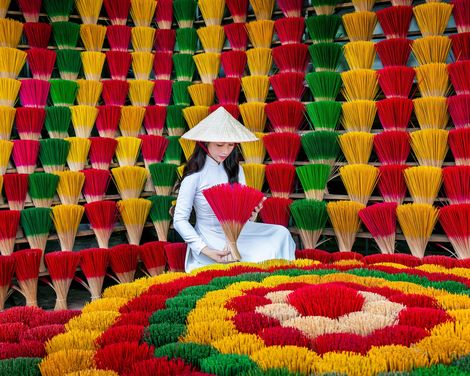 Vietnam und Kambodscha: Einzigartige Kulturen und Landschaften (englischsprachig)-0