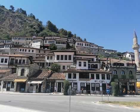 Berat Mangalem Viertel