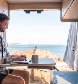 Innenansicht des Britz Campers